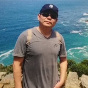 副会长姚成贵
桐城市渝成房地产开发有限公司董事长