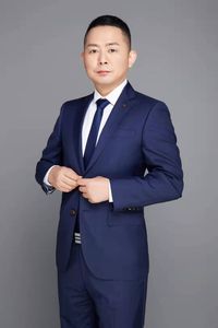  党支部书记、常务副会长邱金根
根创乡美科技发展集团有限公司董事长