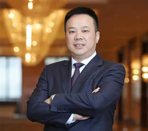 梅锋会长
重庆徽商科技发展集团董事长、总裁 